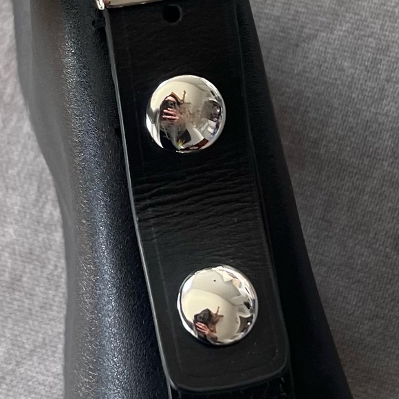 Madewell The Essential Micro Bucket Tote Black Silver Grommets Leather - Picture 7 of 10